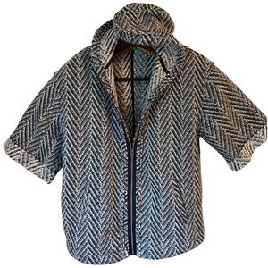 Splendid brand. Size XL, half sleeve, chunky hooded sweater